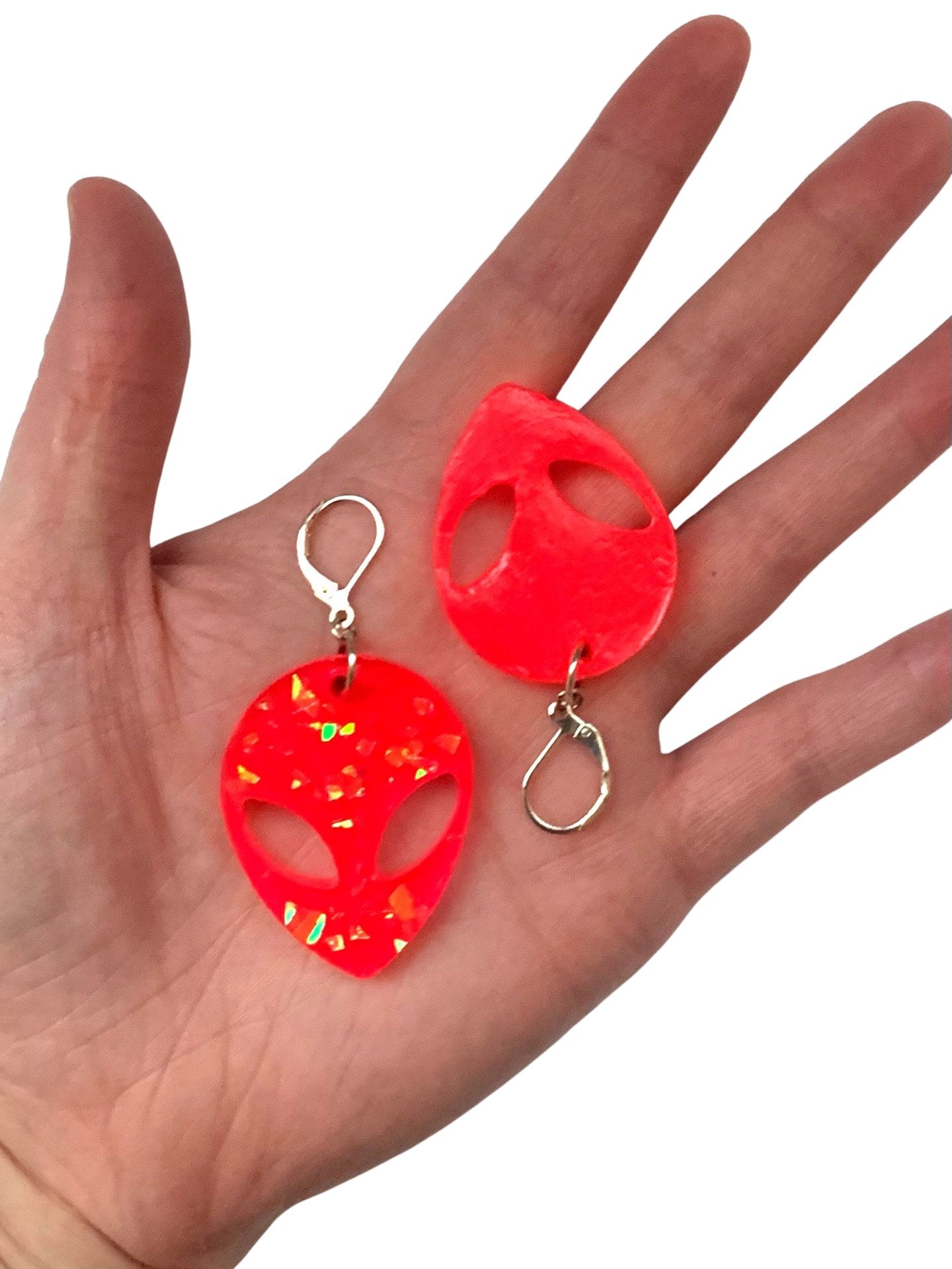 Blacklight Hot Pink Glitter Alien Head Earrings, Blacklight Reactive - LumiFae